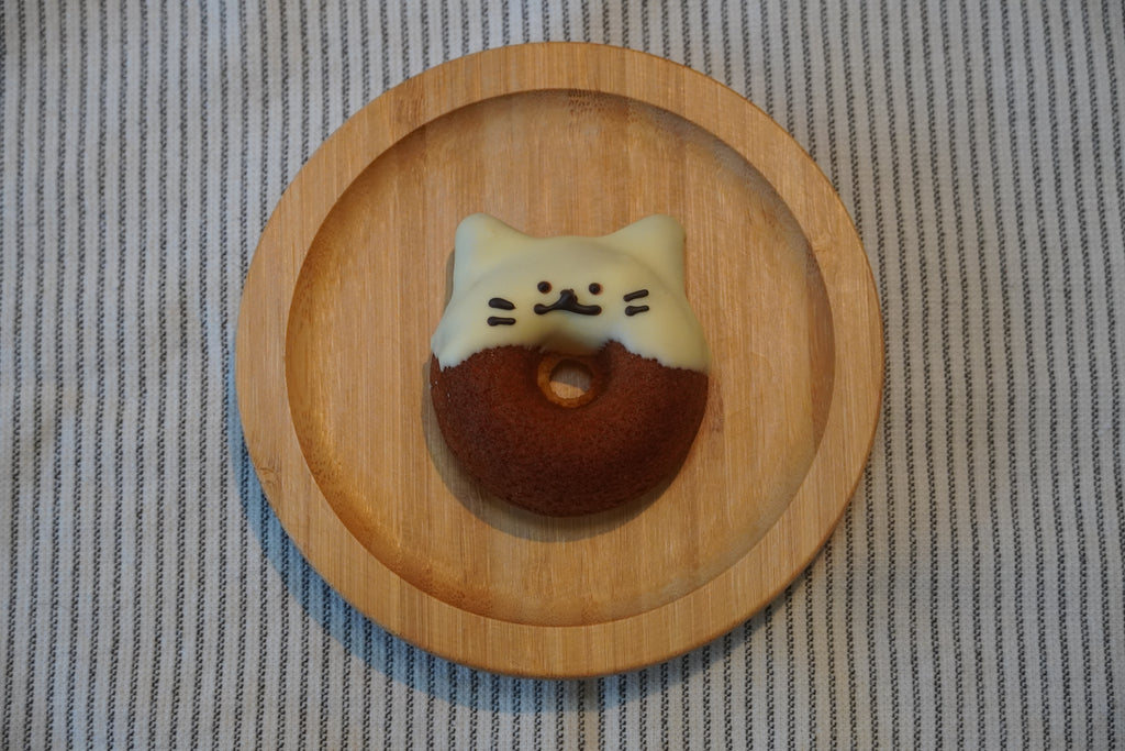 White Cat Baked Doughnut