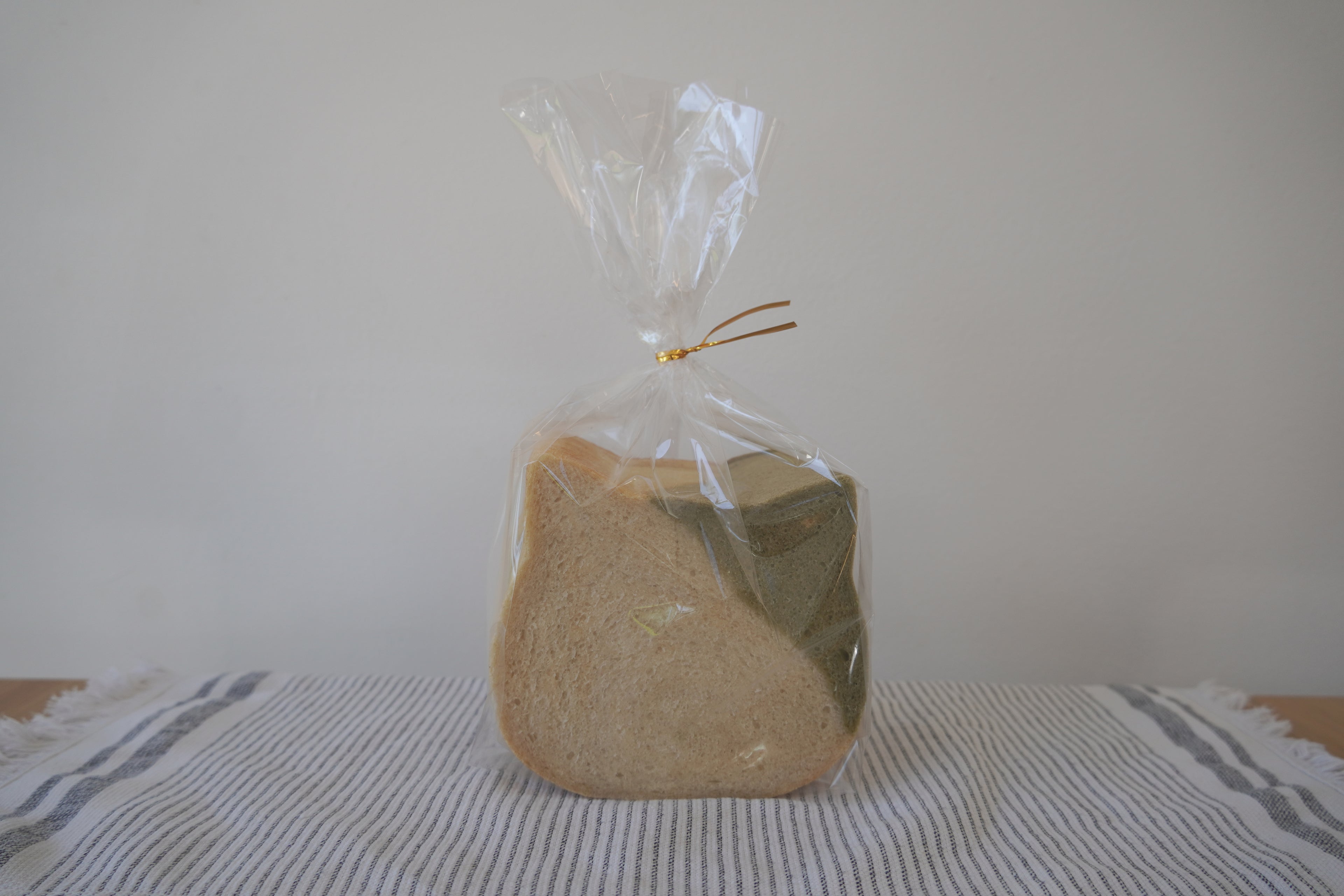 Japanese Soft Milk Bread — Tuxedo Cat Edition (Matcha)